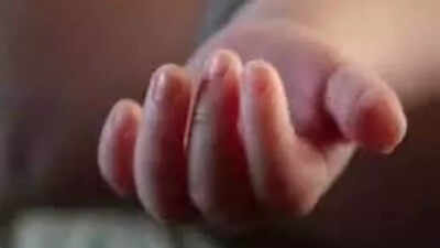 2-year-old girl run over by teen driver in central Delhi