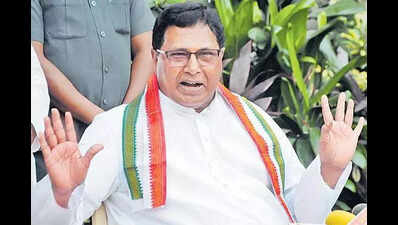 Jana Reddy seeks cabinet berth for leaders from Rangareddy, Hyderabad districts