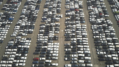 Tariff fears spur car buying in the US
