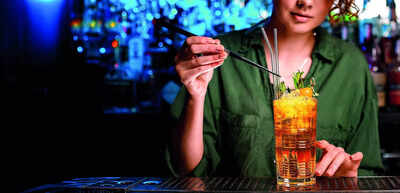 Kolkata raises the bar for women at pubs
