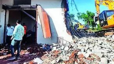 Father-son duo held for Gujarat blast that killed 21