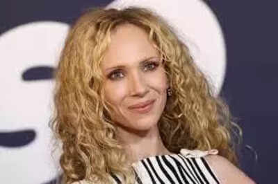Juno Temple to lead comedy drama show 'The Husbands'