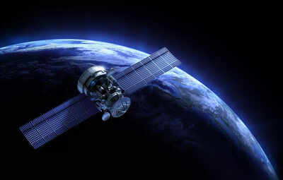 Amazon sets launch date for its first Elon Musk-owned Starlink-rival satellites