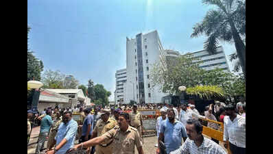 Bring Pune’s Deenanath Mangeshkar Hospital under MPJAY and PMJAY, BJP politician writes to chief minister Devendra Fadnavis