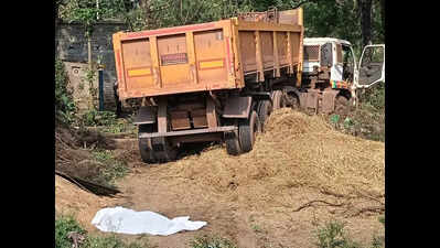 Trailer runs over 32-yr-old man