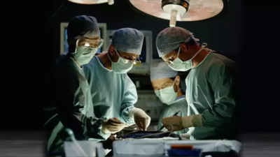 Massive manhunt in MP for 'fake UK doctor' who caused 7 deaths after heart surgeries