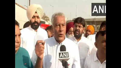 'If Congress wants to revive, they should look within': BJP leader Sunil Jakhar