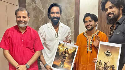 'Kannappa' team meets Bageshwar Baba; Takes his blessings