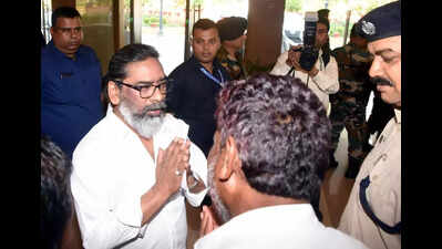 Hemant, team to visit Sweden, Spain in bid to woo investors