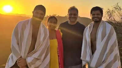 Vijay Deverakonda wishes 'Happy Birthday' to his most favouritest man on the planet