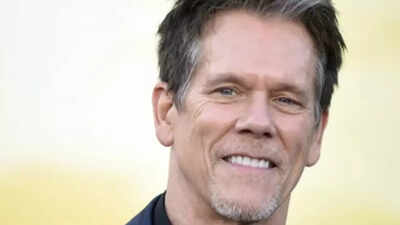 When Kevin Bacon, Elizabeth McGovern fell asleep while standing during filming of a scene