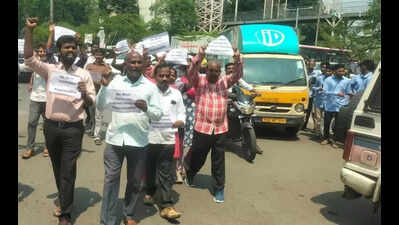 Contract professors protest recruitment order in Telangana