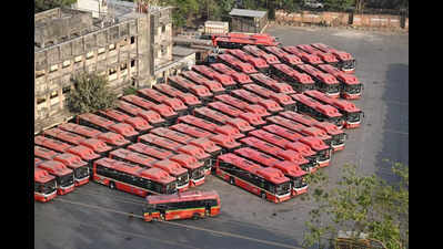 BEST staff fined for burning waste at Goregaon bus depot