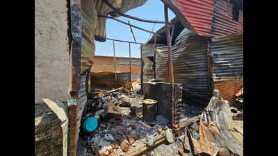 Man & son killed in blaze as LPG cylinder explodes in their Warje home