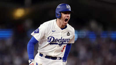 Freddie Freeman returns to Dodgers lineup on bobblehead night honoring his World Series walk-off grand slam