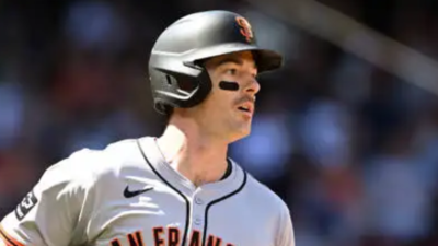 “Hadn’t hit splash yet”: Mike Yastrzemski shares daughter's adorable promise that led to Giants’ victory against the Reds