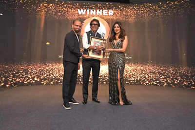 Rajesh Joshi of Chariot Media awarded Big Impact Creator of the Year 2025 by BIG FM Group