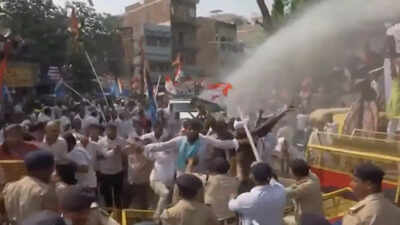Police use lathicharge, water cannons during Congress protest march in Patna, Kanhaiya Kumar, other leaders detained