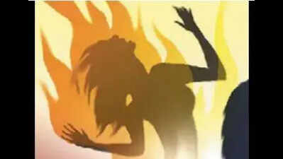 Woman attempts self-immolation