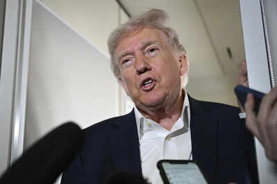 Trump authorizes military to take control of southern border land for wall construction