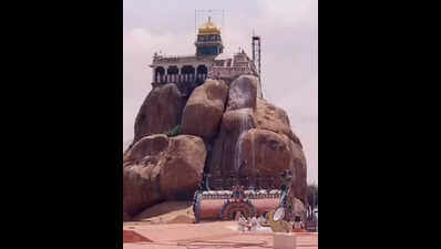 DSP issued memo for abusing devotee at temple