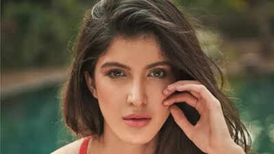 'Student of the Year 3' web series starring Shanaya Kapoor to begin filming soon