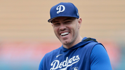 Active MLB players with more than 2000 hits right now and their career’s highlights