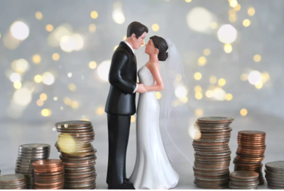 Relationship hit by financial crunch? Here's how to sail through without breaking down