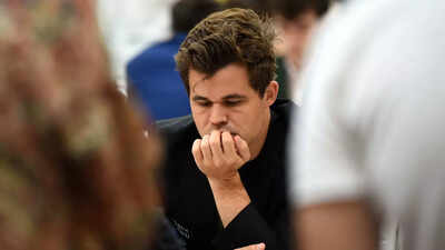 Freestyle Chess Grand Slam: Magnus Carlsen draws first blood against Hikaru Nakamura in Paris final