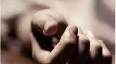 Woman ends life after obscene video leak on social media