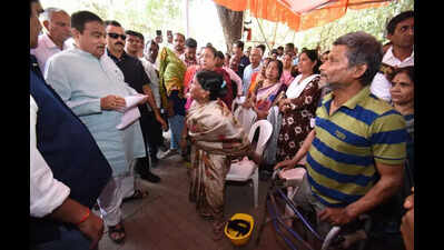 Citizens Flock to Gadkari’s Public Meet, Direct Intervention Brings Quick Relief to Disabled