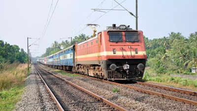 A French tourist shares his 46-hour train journey in India – what he said is spine-chilling!