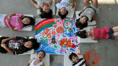 Japan sees record drop in population