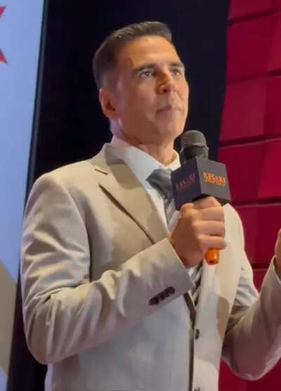 Why Akshay Kumar requests audience to keep phones away during 'Kesari 2' special screening