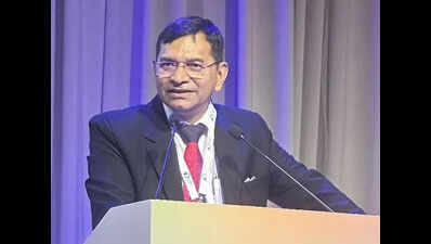 Dr Sunil Gupta represents India at 75th IDF Congress in Bangkok