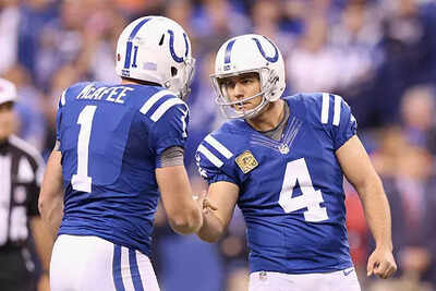 What is the net worth of NFL’s all-time leading scorer Adam Vinatieri?