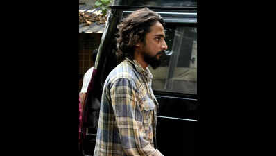 Thakurpukur car crash: Director to face TI parade