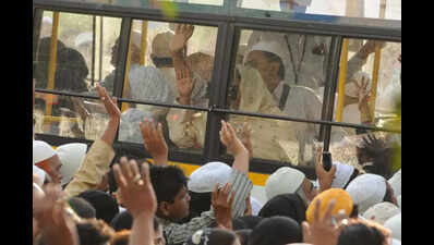 Haj 2025: Govt blames pvt tour operators for quota cut