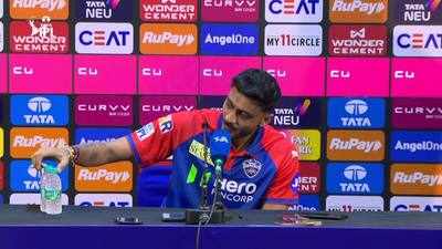 Axar praises Starc’s reverse swing masterclass and mental toughness