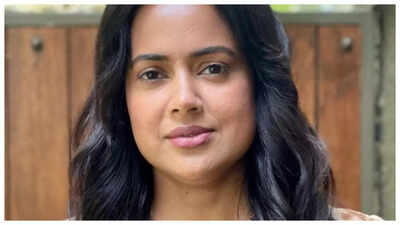 Sameera Reddy says her fitness journey for 2025 begins now; shares "I woke up this year feeling like crap... So I am going in for a lifestyle change"
