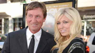 Wayne Gretzky’s daughter Paulina Gretzky shows off her son’s golf talent while cheering on her husband at the Masters Tournament