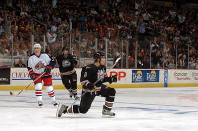 Washington Capitals secure top seed, dodge Columbus Blue Jackets in Stanley Cup playoffs opener
