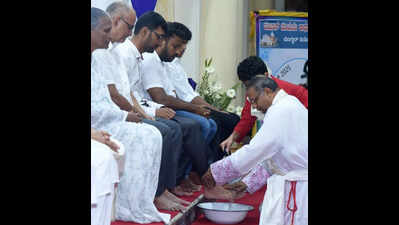 Maundy Thursday observed with devotion, solemnity in Udupi