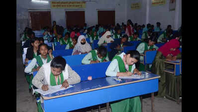 Monthly exams to replace weekly tests in govt schools