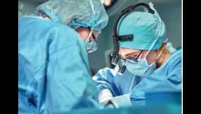 14-yr-old with Marfan, HPS gets new life after 20-hr surgery