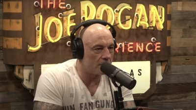 “I’ve got some whacky ideas” - UFC commentator Joe Rogan expresses his desire to let go of cages and standups in MMA