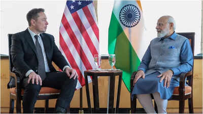 Modi, Musk meet amid satellite telecom push