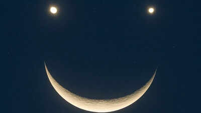 Rare 'smiley face' planetary alignment: Triple conjunction to light up the dawn sky on April 25