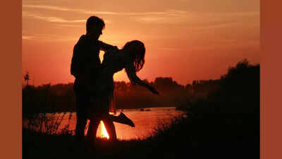 Zodiac Signs and Their Favorite Love Songs