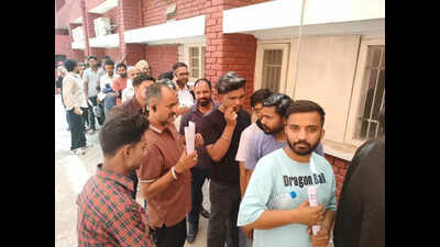 Hours of wait in heat: Paperwork an uphill task for Amarnath pilgrims